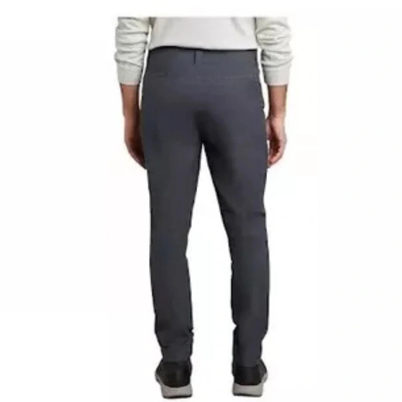 Kirkland Signature Men’s Stretch Tech Pant 34x34 - Picture 2 of 8